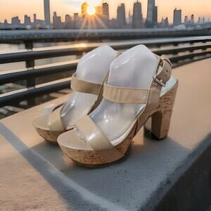 Women's Michael Kors Ivana Platform Sandal Beige Tan Cork High Heel US Size 9.5